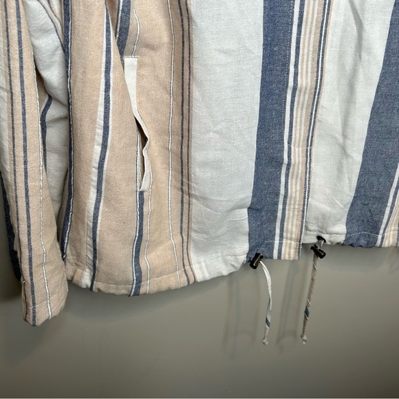 Striped button down loose fit women’s top size medium 100% cotton - Picture 3 of 7